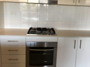 Tidying Up Service oven rangehood